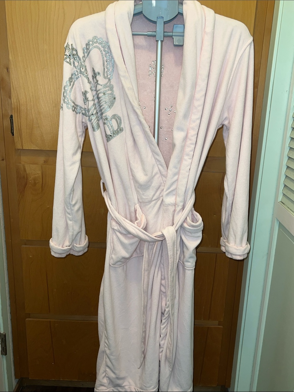 Wrap Up by VP Pink Plush Microfiber Robe Rhinestone Crown Luxury